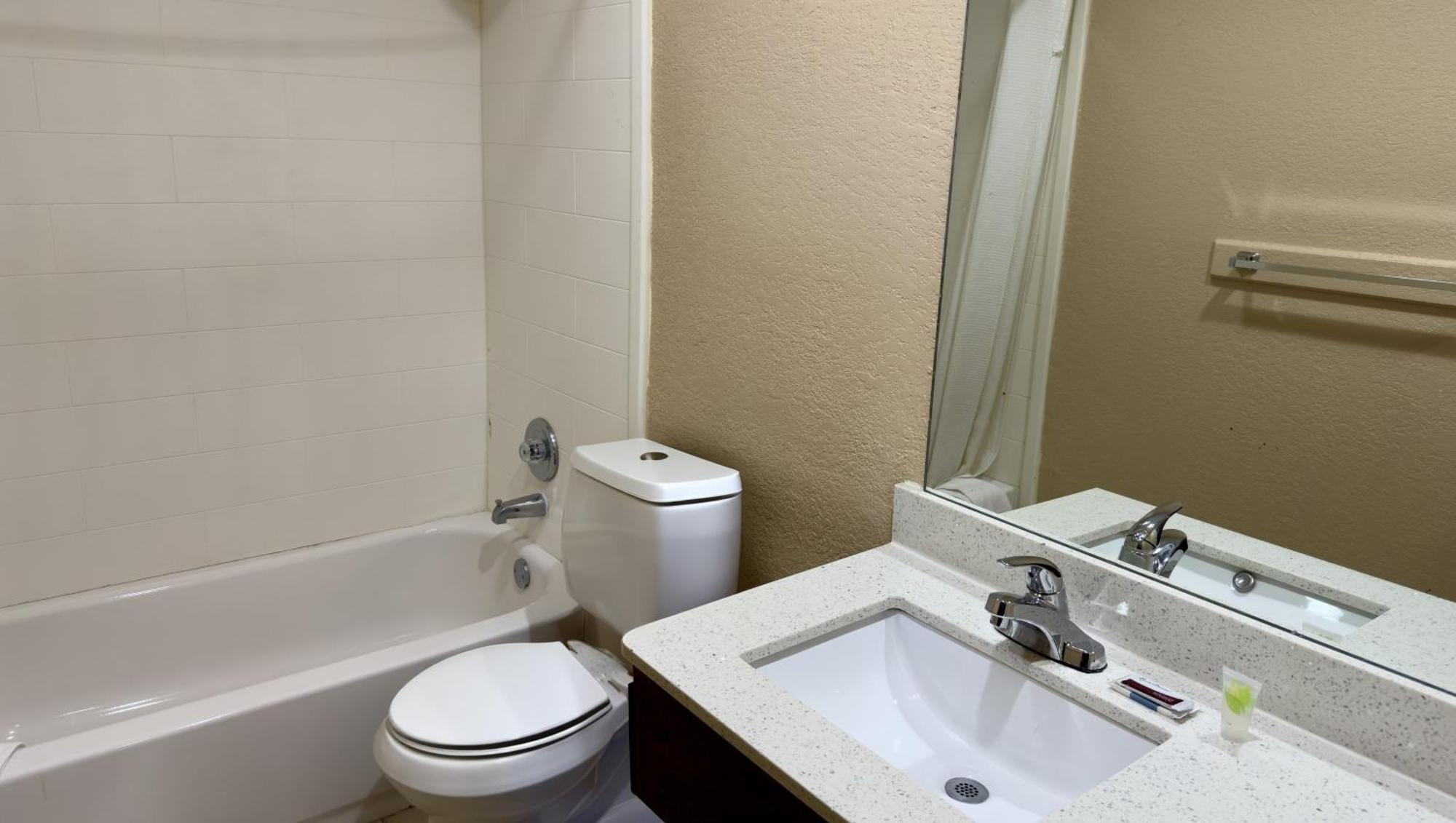 Regency Inn Hondo Екстер'єр фото