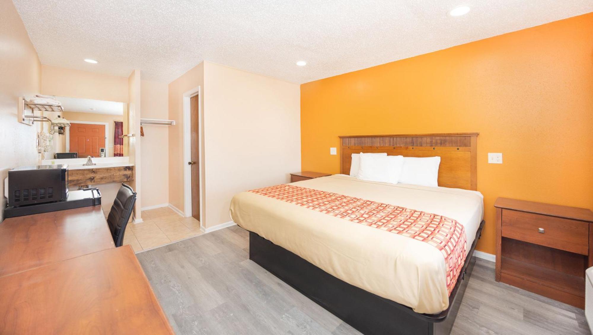 Regency Inn Hondo Екстер'єр фото